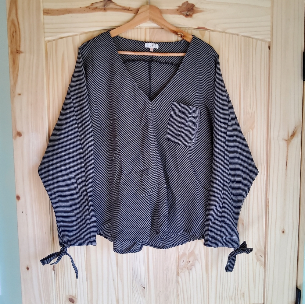 TCEC Blouse Size Large